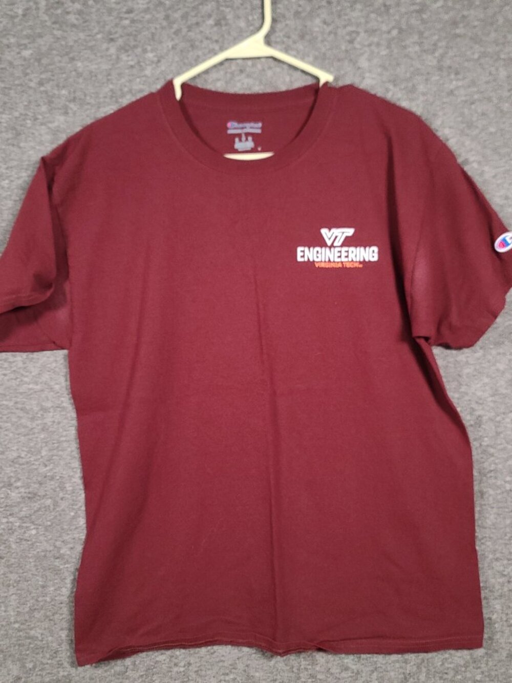 Champion Men's Size Large VT Engineering Short Sleeve Maroon Shirt